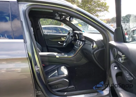 2017 Mercedes-Benz Glc 300 4Matic из США, поврежденный, VIN WDC0G4KB2HV004299